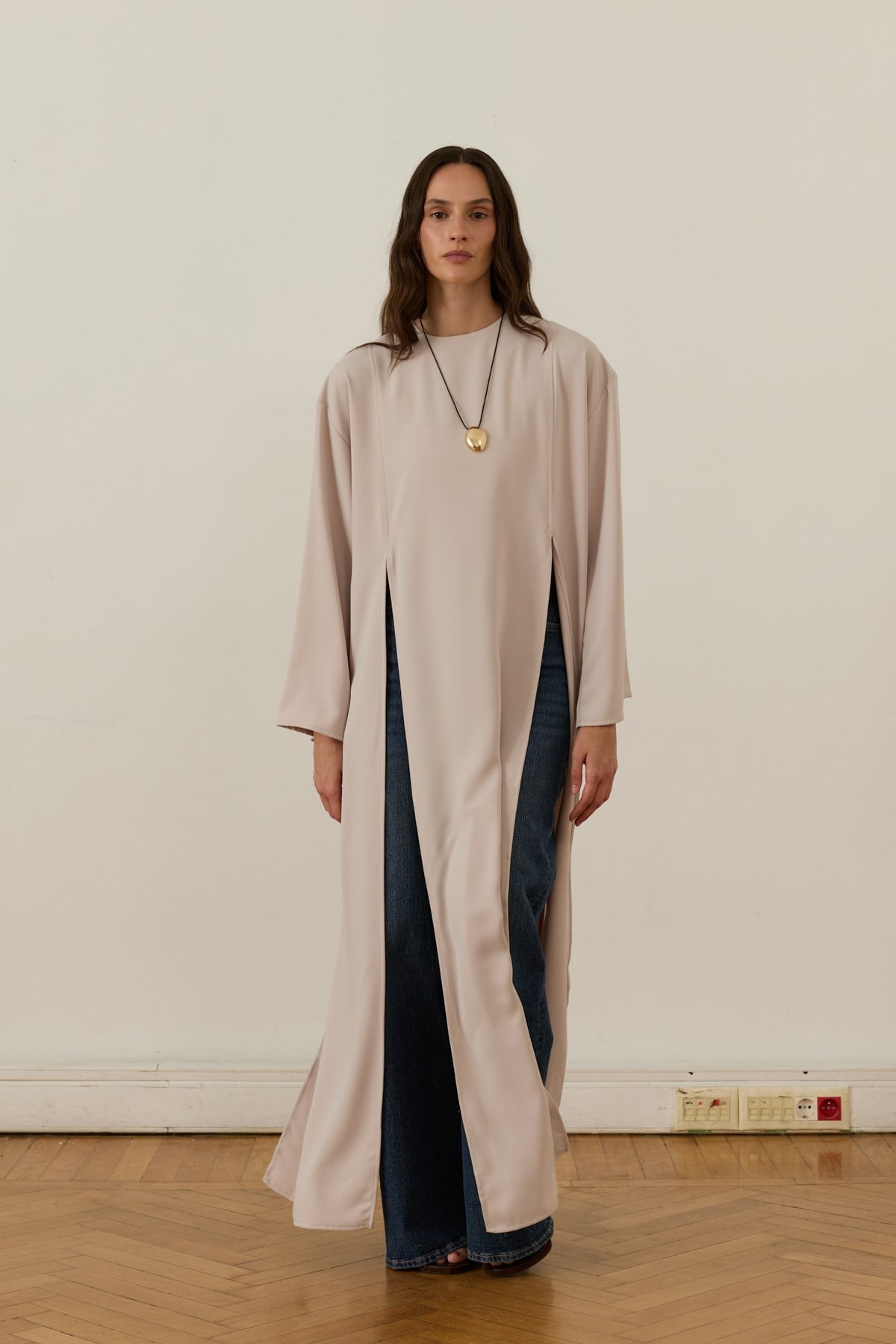 Drama Slit Maxi Top
