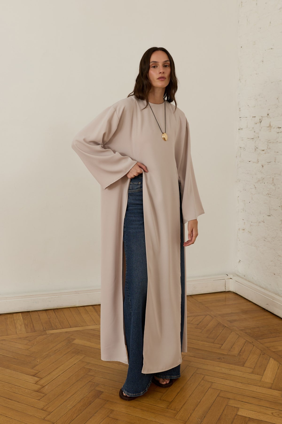 Drama Slit Maxi Top
