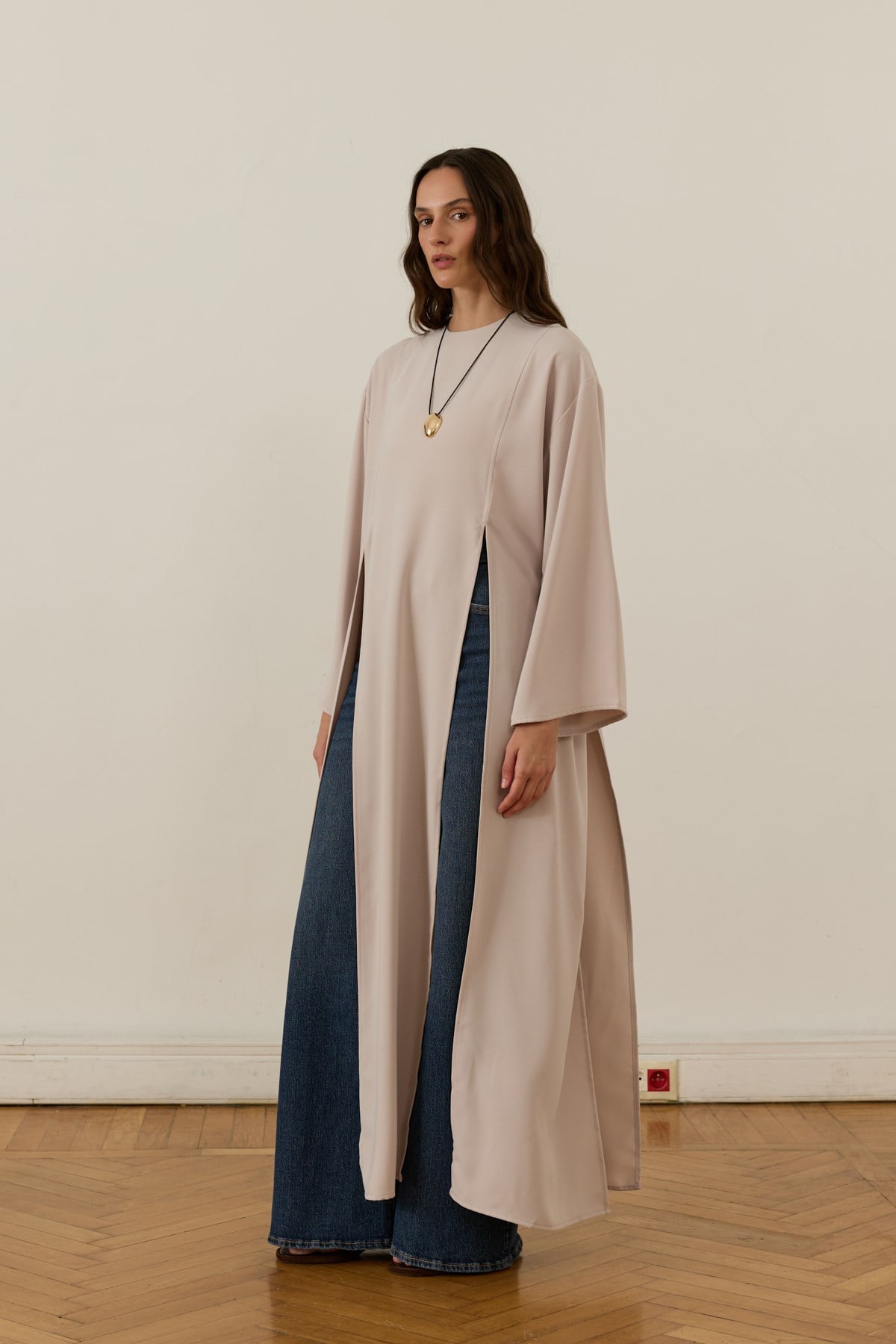 Drama Slit Maxi Top