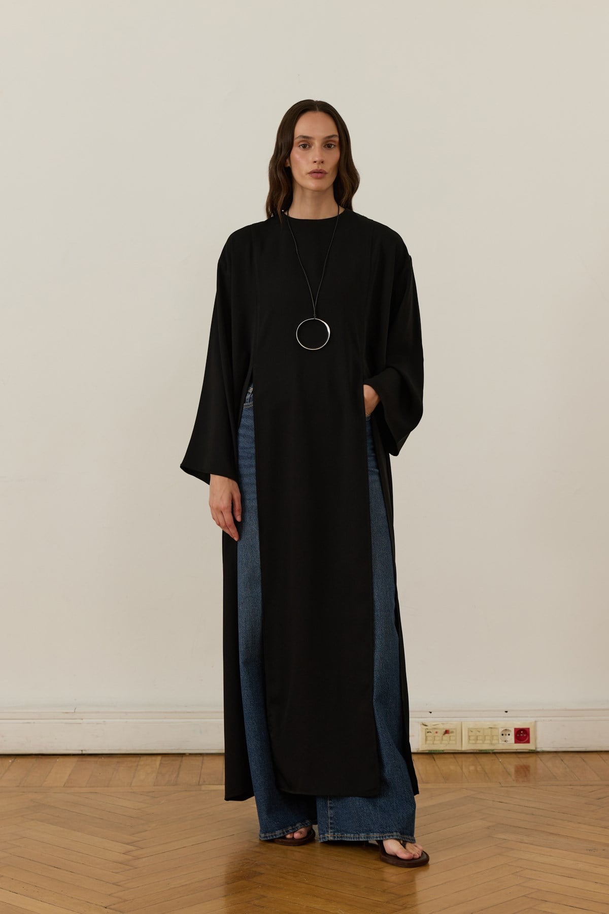 Drama Slit Maxi Top